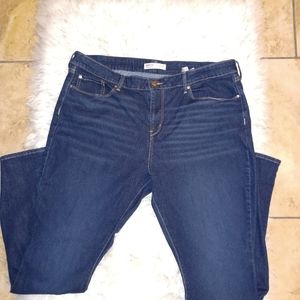 Levi's Jeans Bootcut - Size 34 - Like New Condition - Mid-rise